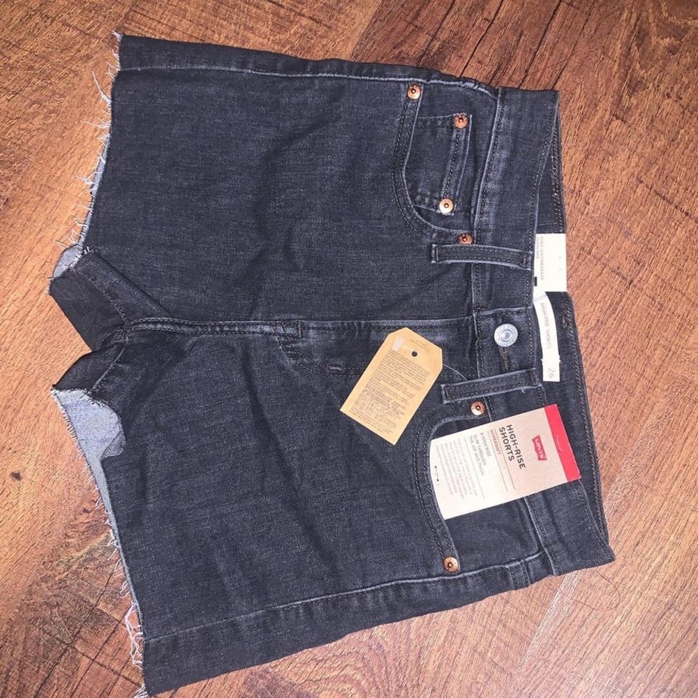 Levi’s black shorts
